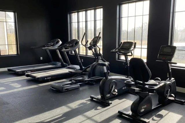 Commercial Cardio Equipment in Fitness Facility